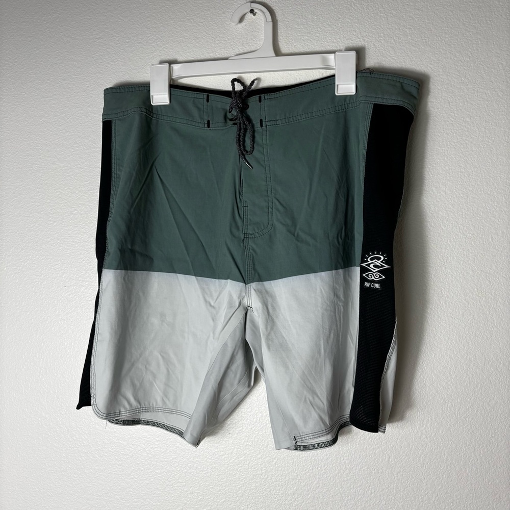 Rip Curl Men's Green and Gray Board Swim Shorts size 38